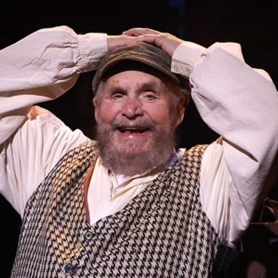 Photos: FIDDLER ON THE ROOF Now On Stage At Beef &amp; Boards