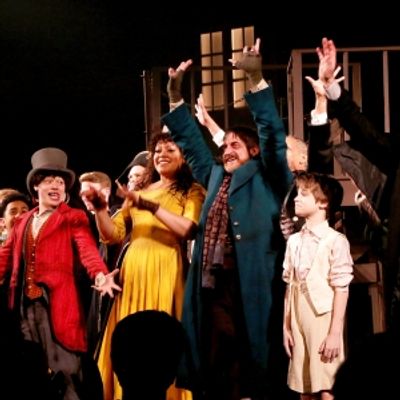 Photos: The Cast of New York City Center&#039;s OLIVER! Takes Their First Bows