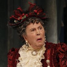 Stream Oscar Wilde's THE IMPORTANCE OF BEING EARNEST Online Now