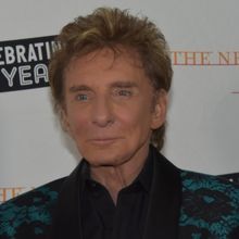 Barry Manilow, Cher and More To Light Up Annual CHRISTMAS IN ROCKEFELLER CENTER 