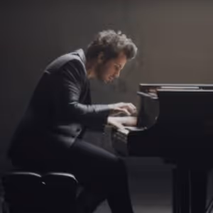 AN EVENING WITH WILLIAM JOSEPH Comes to the Morrison Center in July