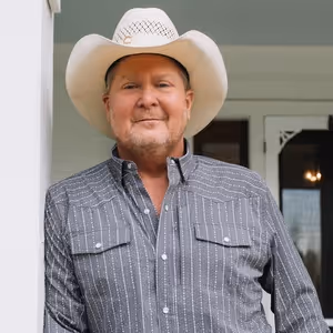 Country Music Icon Tracy Lawrence To Headline One-Night-Only Concert At Resorts…