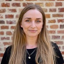 Martha Loader Awarded the 2025 George Devine Award For THE TOWN