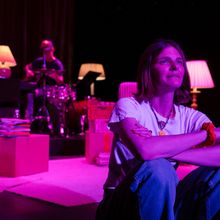 Photos : Premier aperçu de WE'VE BEEN HERE BEFORE, avec Lindsey Kraft et Ben Folds Photo