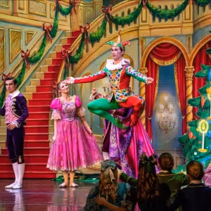 NUTCRACKER! Magical Christmas Ballet Comes to BroadwaySF's Golden Gate Theatre in…