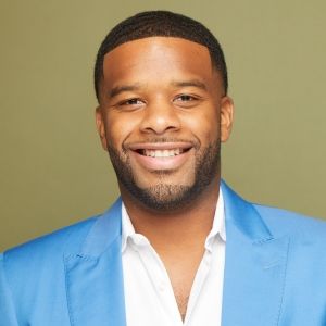 Ross Mac Brings MACONOMICS To The Den Theatre July 9