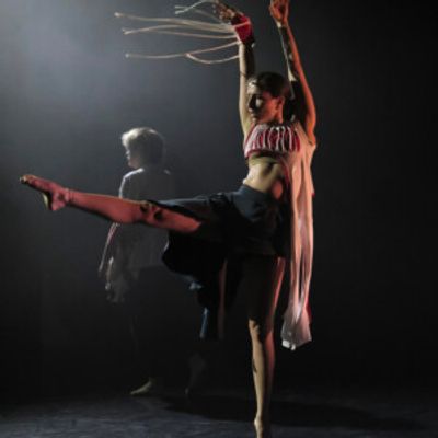 HOLDING LIGHT to Make Liverpool Everyman Debut for Fallen Angels Dance Theatre