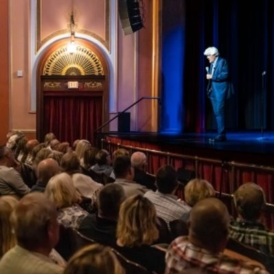 Photos: Jay Leno Arrives at Mount Vernon Arts Consortium