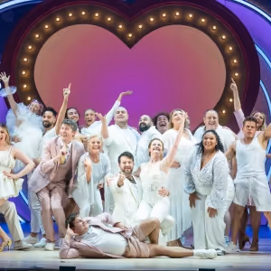 Cast Set For I SHOULD BE SO LUCKY at The King's Theatre Glasgow