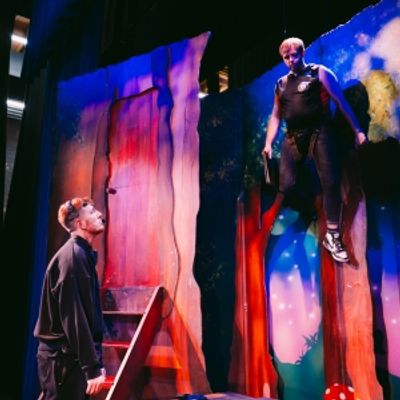 Photos: Inside Flying Rehearsal For PETER PAN GOES WRONG in the West End