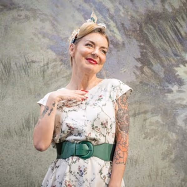 Photos: Sheridan Smith and Romesh Ranganathan in WOMAN IN MIND at the Duke of York Photo