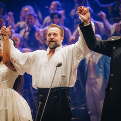 Photos: LES MISÉRABLES Wraps 2-Year Arena Tour, Welcoming 1.3 Million Fans in 34 Citi