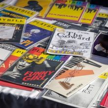 Photos: First Look at the 2023 Broadway Flea Market & Grand Auction