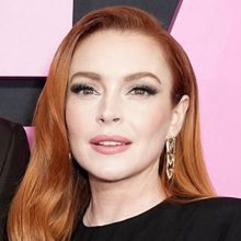 Photos: Inside the MEAN GIRLS Premiere With Tina Fey, Lindsay Lohan, Reneé Rapp & Mo