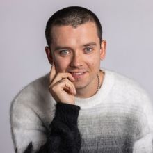 Asa Butterfield Will Make His Stage Debut in One-Man Comedy Play, SECOND BEST