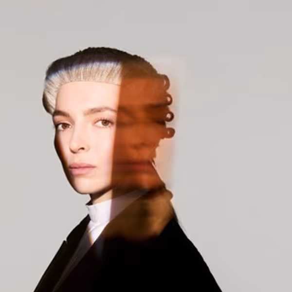 Photos: First Look at Jodie Comer Ahead of PRIMA FACIE UK & Ireland Tour Photo