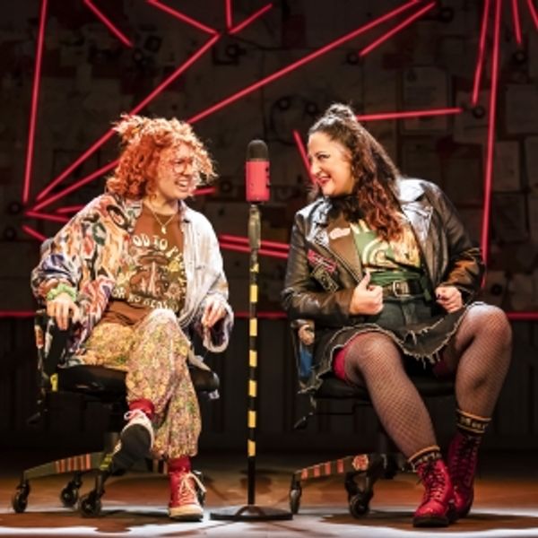 Photos: First Look at KATHY AND STELLA SOLVE A MURDER! at Ambassadors Theatre Photo