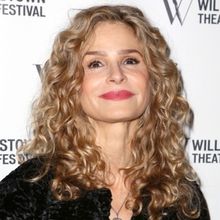 Kyra Sedgwick To Direct Industry Reading Of THERE GOES THE NEIGHBORHOOD In NYC