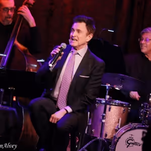 Photos: Jeff Harnar Celebrates Cole Porter at Birdland