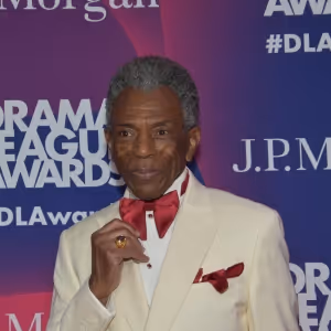 Photos: Stars From SOME LIKE IT HOT, INTO THE WOODS And More Hit The Red Carpet At…