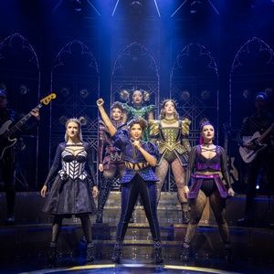 Photos: Lose Your Head Over the Current Queens of SIX in the West End