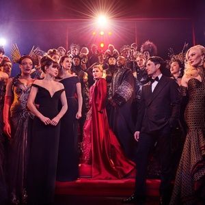 Photos: New Cast Members in THE DEVIL WEARS PRADA