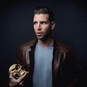 Joshua Jay Announces NYC Residency with "Look Closer: A New Magic Show" at…