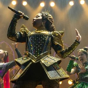 SIX Will Play Playhouse Square This November