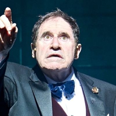 Photos: Richard Kind Returns to THE PRODUCERS in the West End