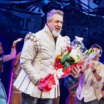Photos: Joey Fatone Takes First Bow in & JULIET on Broadway