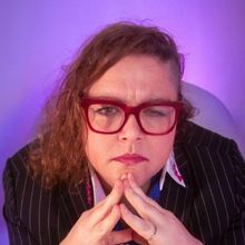 HOW TO BE A LESBIAN Comes to Sydney in June