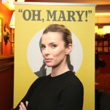 Photos: Betty Gilpin Meets the Press Ahead of Run in OH, MARY!