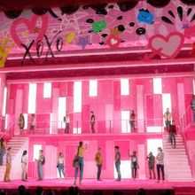 MEAN GIRLS to Make Chicago-Area Premiere at Paramount Theatre in Aurora