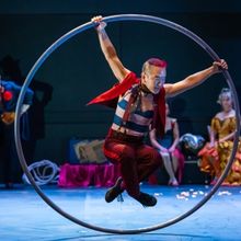 Parallel Exit SUNSET CIRCUS Returns to New York City This Winter