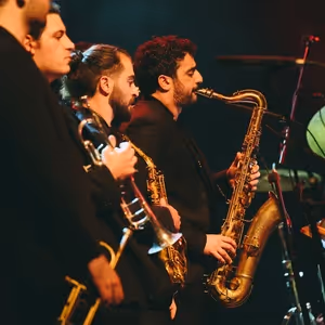 HAVE YOURSELF A VERY BIG BAND CHRISTMAS Comes to the Rialto Theatre