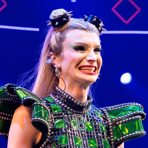 Dylan Mulvaney to Depart SIX THE MUSICAL on Broadway in May