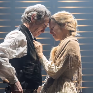 Photos: Billy Crudup, Denise Gough, and More in HIGH NOON
