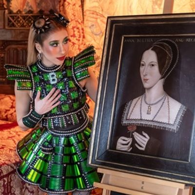Photos: SIX Star Th&aacute;��o Therese Nguy&aacute;��n Visits Hever Castle Anne Boleyn Exhibition
