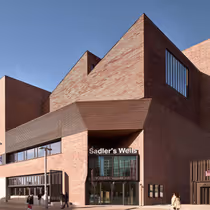 Sadler's Wells East Wins RIBA National Award for Architecture