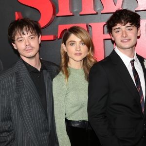 Photos: Natalia Dyer, Charlie Heaton & More on the STRANGER THINGS Red Carpet