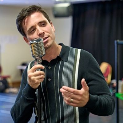 Photos: See Matt Doyle, Ana Villafañe &amp; More in Rehearsals for SINATRA THE MUSICAL World Premiere