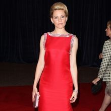 Elizabeth Banks To Lead Austin Peters' Vanity Thriller SKINCARE