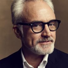 Bradley Whitford and Daniel Dae Kim Will Guest Star in PETER PAN GOES WRONG in Los An