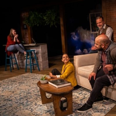 Photos: First Look at TINY BEAUTIFUL THINGS at Circle Theatre
