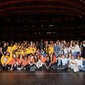 Photos: Leslie Odom Jr., Michael Park & Radio City Rockettes Visit GARDEN OF DREAMS…