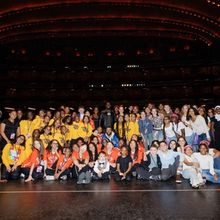 Photos: Leslie Odom Jr., Michael Park & Radio City Rockettes Visit GARDEN OF DREAMS T