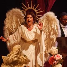 Photos: Wendi Peters and More in GLORIOUS! on UK Tour