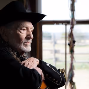 Willie Nelson Returns To The BayCare Sound in May