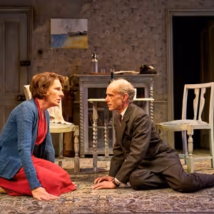 Hadley Fraser and Selina Cadell Join the Cast of THE DEEP BLUE SEA