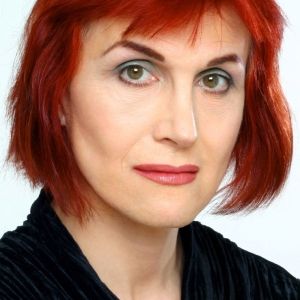 Adèle Anderson Joins UK and Ireland Tour of PRISCILLA QUEEN OF THE DESERT